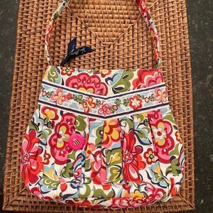 Vera Bradley 🐝 Bee Button Pleated Pouchette EUC